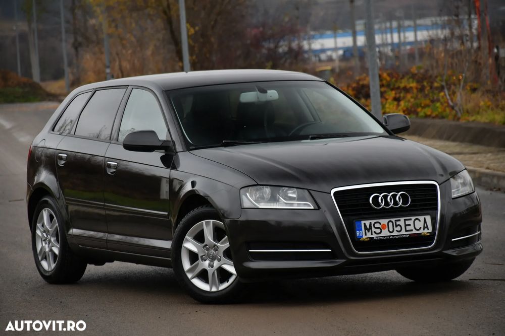 Audi A3 1.6 TDI Sportback DPF Attraction - 3