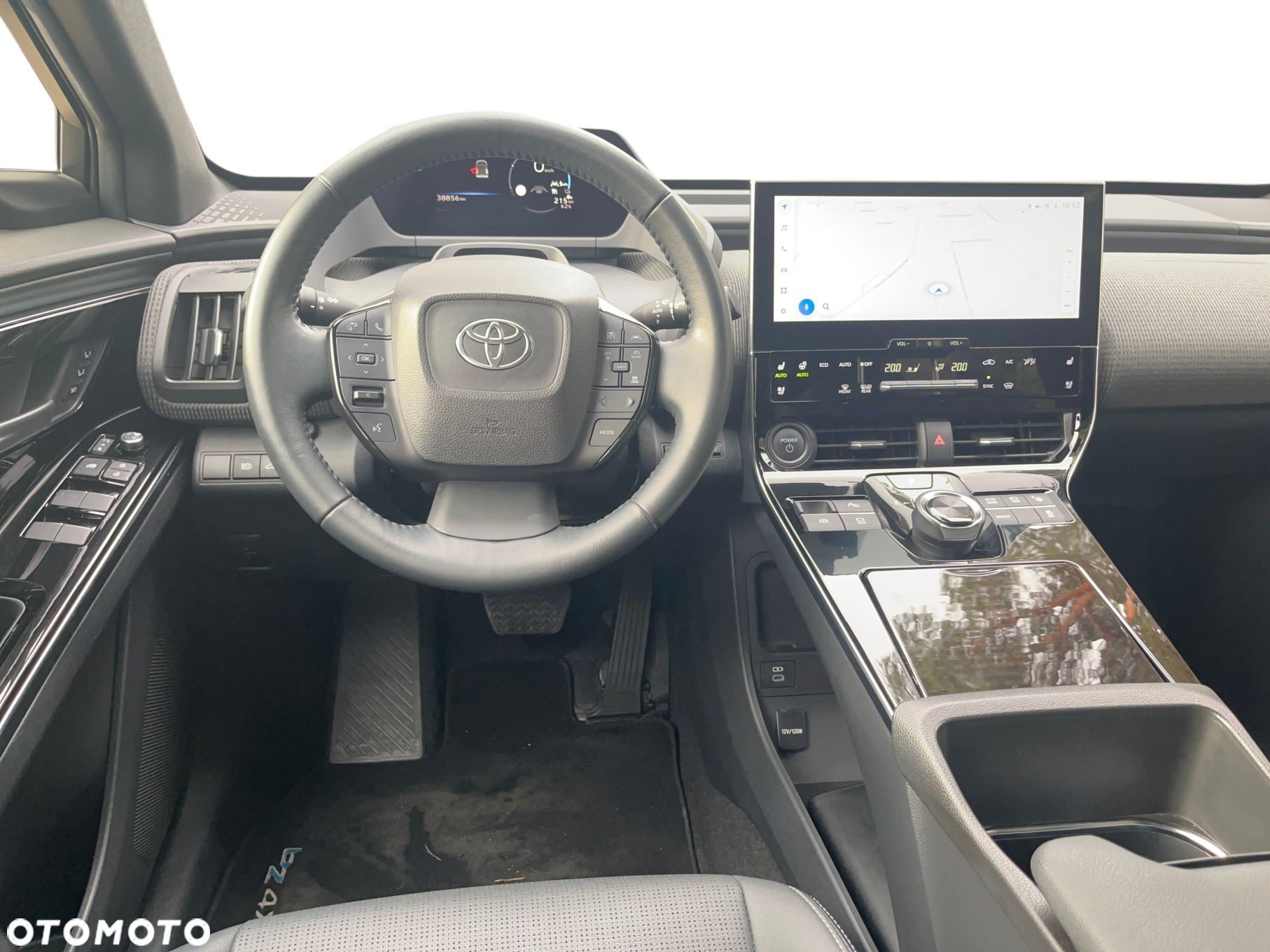Toyota bZ4X 71.4kWh Executive - 8
