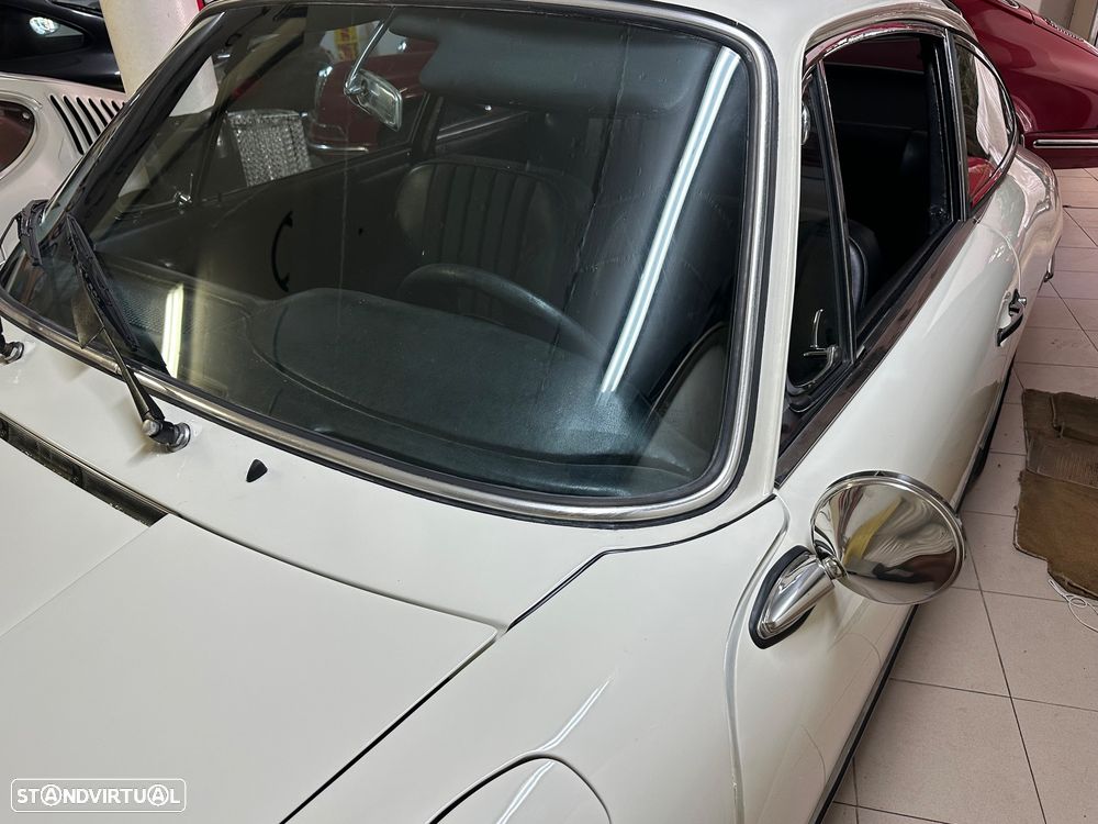 Porsche 912 - 4