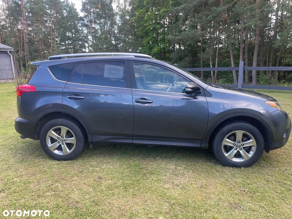 Toyota RAV4 - 6