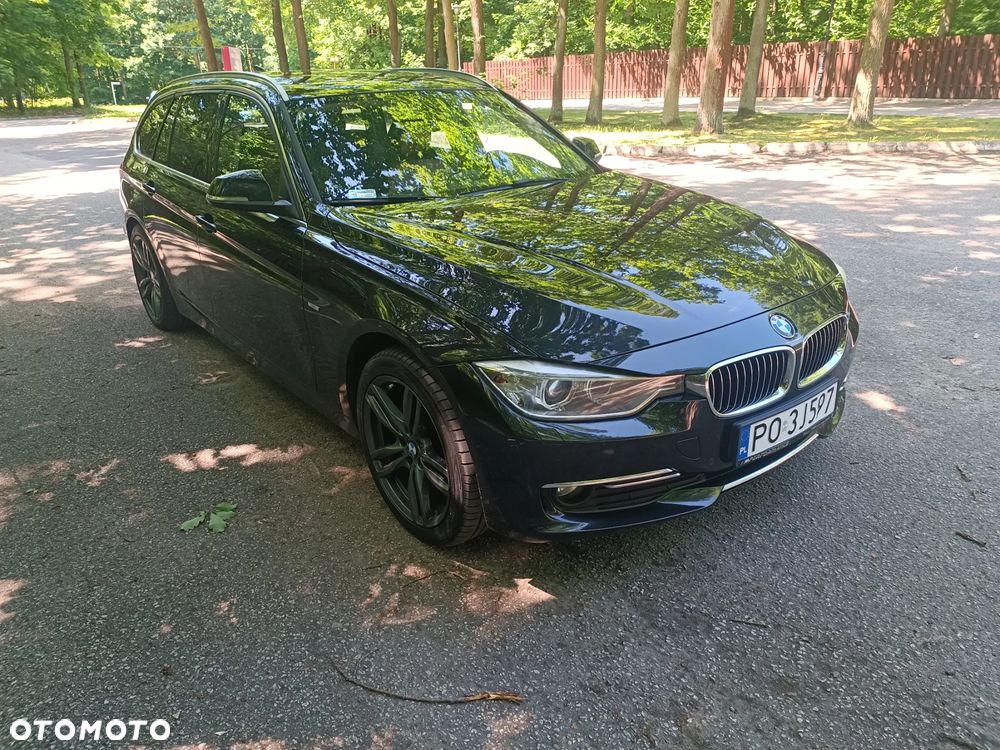 BMW Seria 3 320d xDrive Luxury Line - 25