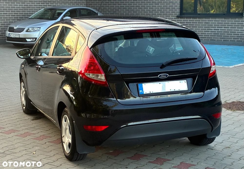 Ford Fiesta 1.25 Silver X - 11
