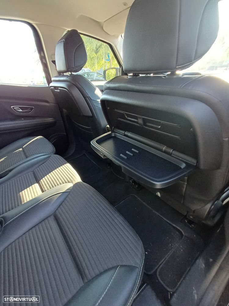 Renault Grand Scénic - 8