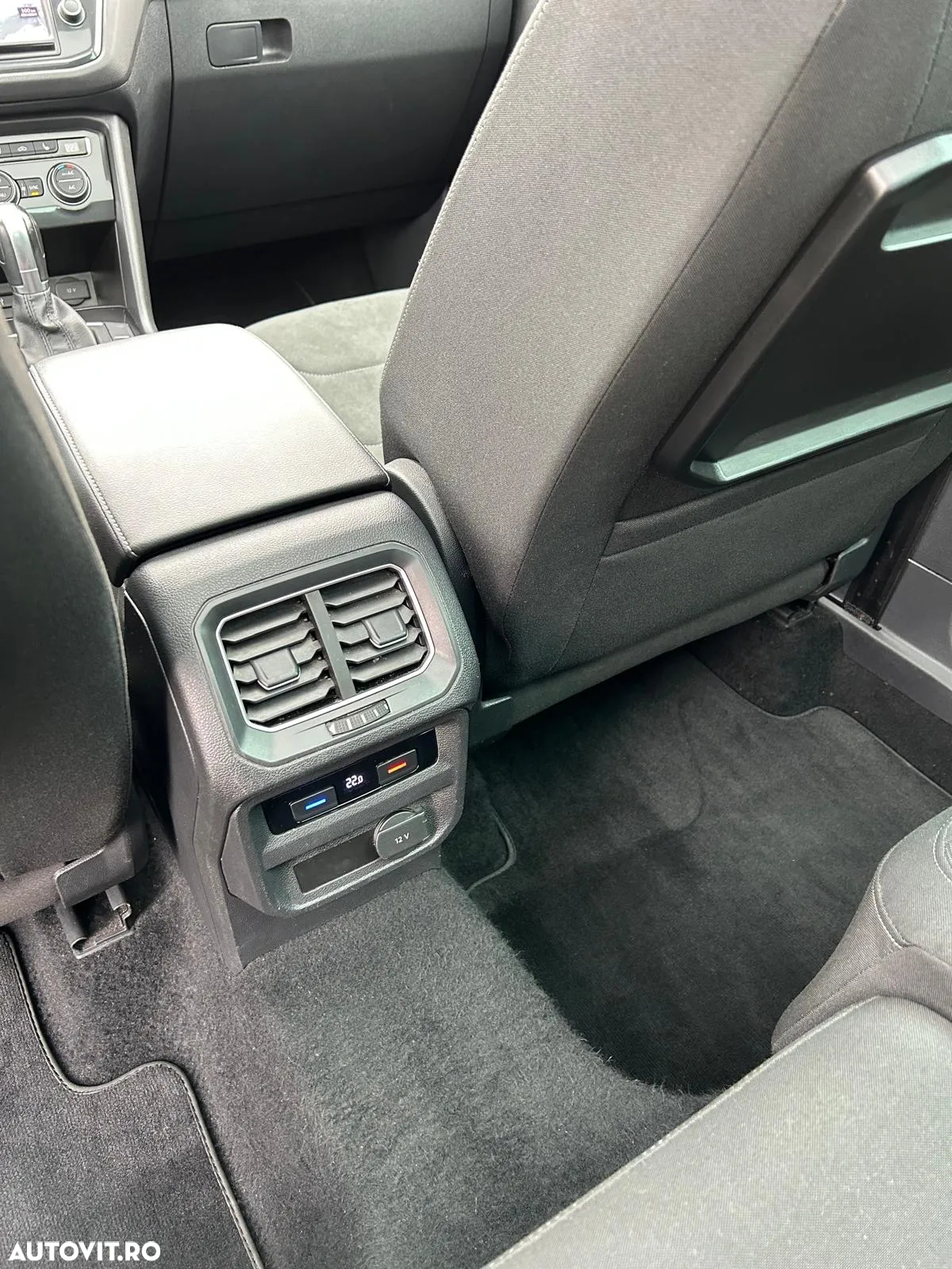 Volkswagen Tiguan 2.0 TDI 4Mot DSG Highline - 39
