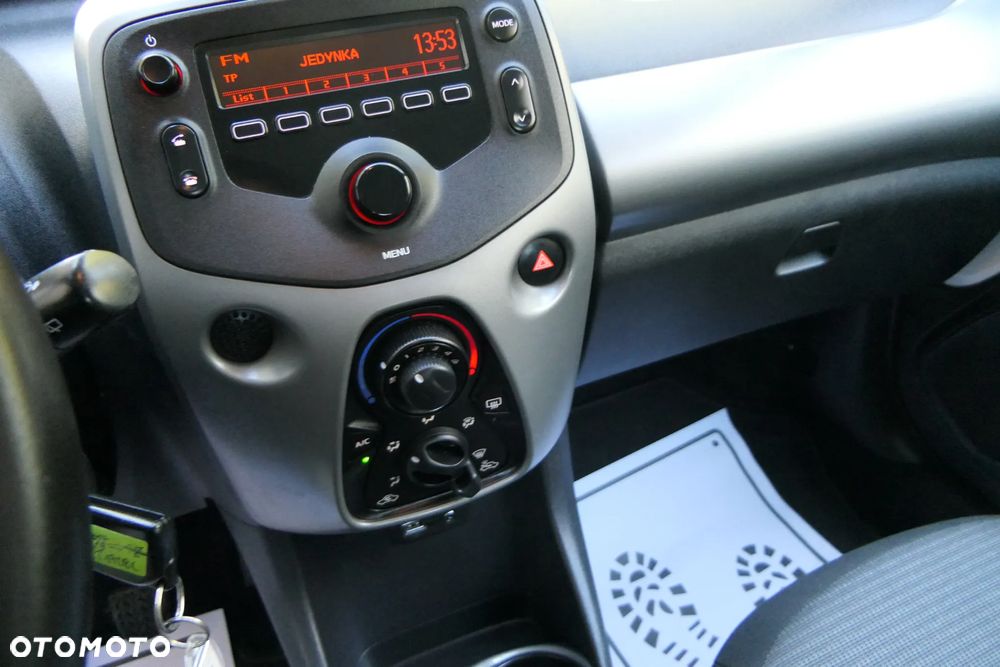 Toyota Aygo 1.0 VVT-i Color Edition - 21