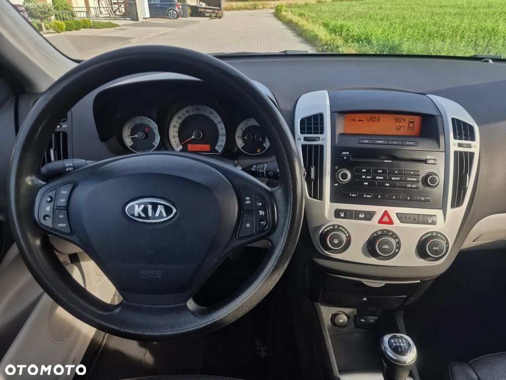 Kia Ceed 2.0 Optimum + - 24