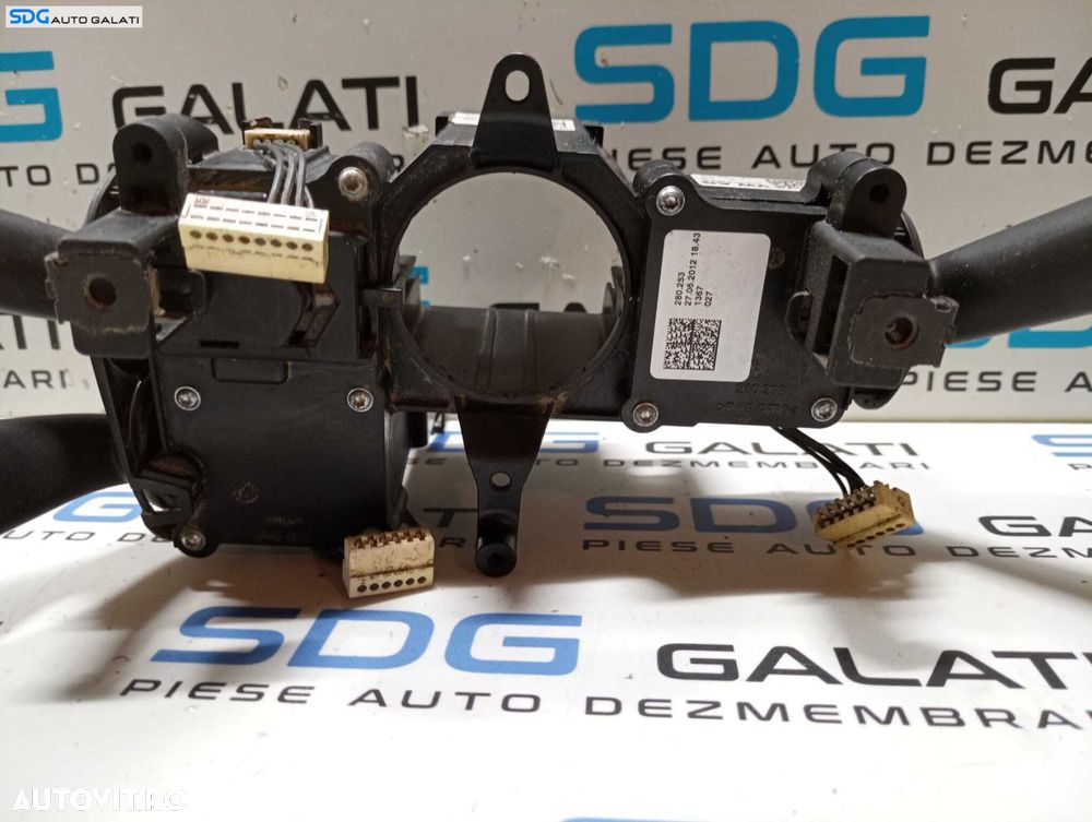 Ansamblu Maneta Manete Tempomat Pilot Automat Semnalizare Stergatoare Faza Lunga Scurta Volkswagen Passat B7 Break Combi 2010 - 2015 Cod 3C9953501BN 3C9953502B [M4841] - 3