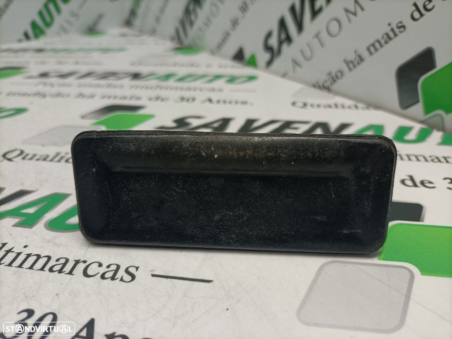 Interruptor / Switch / Botão Da Mala Chevrolet Captiva (C100, C140) - 1