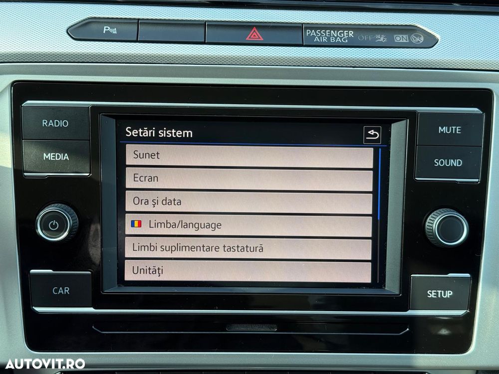 Volkswagen Passat 2.0 TDI SCR Comfortline - 32