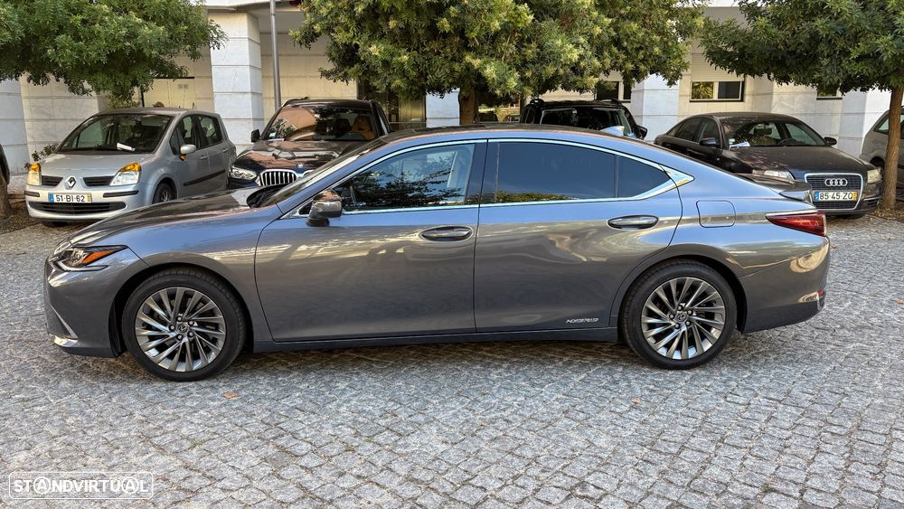 Lexus ES 300h Luxury+ - 7