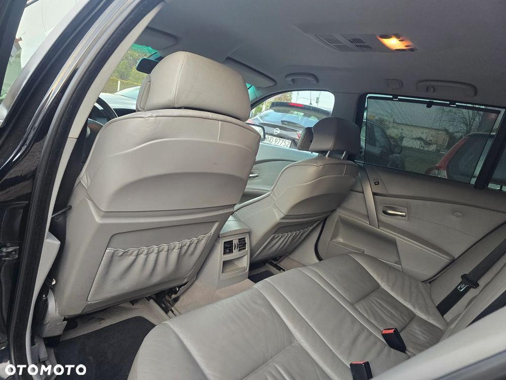 BMW Seria 5 - 29