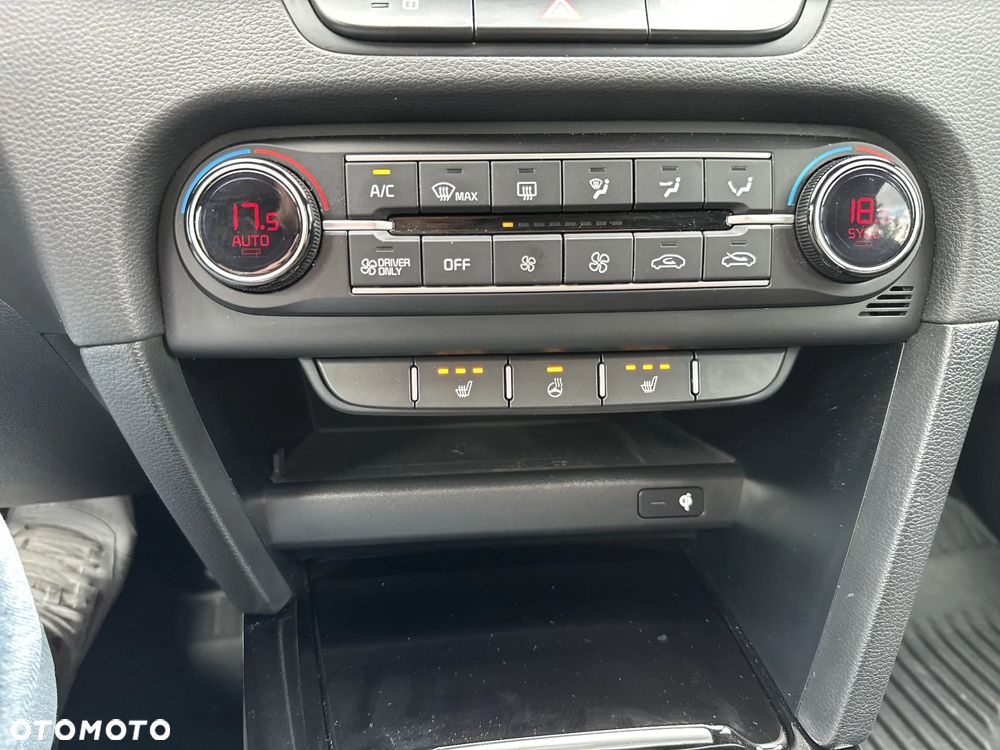 Kia XCeed 1.6 GDI PHEV Business Line DCT - 28