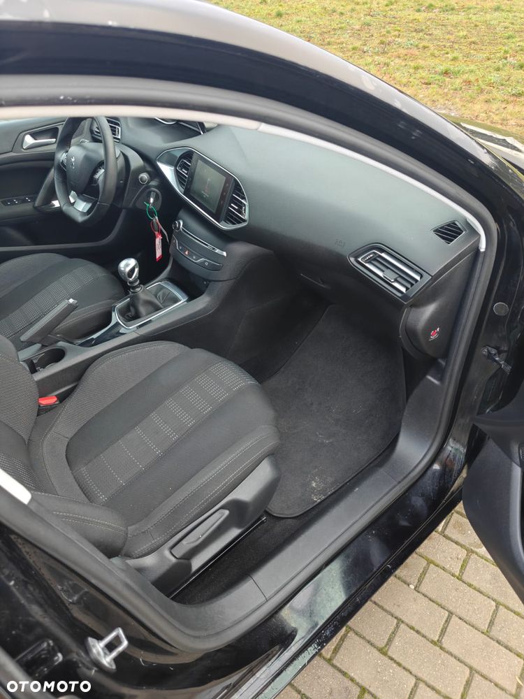 Peugeot 308 BlueHDi 120 Stop & Start Active - 10