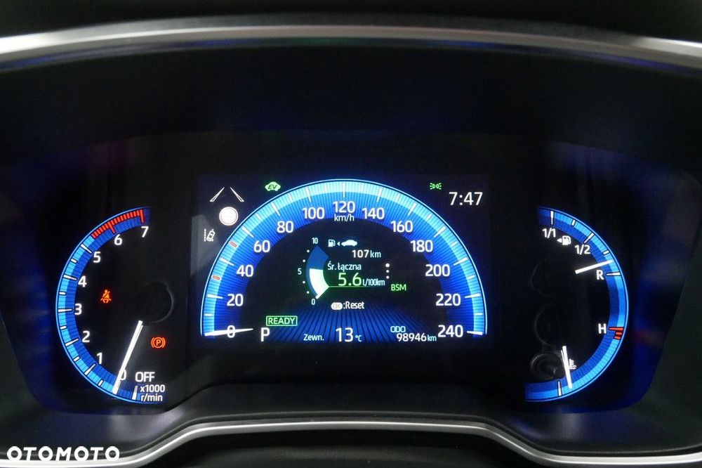 Toyota Corolla 1.8 Hybrid Executive - 9