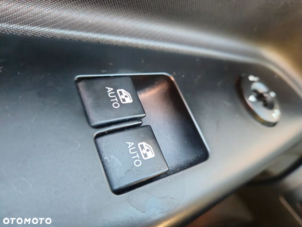 Kia Ceed 1.4 CVVT Spirit - 16