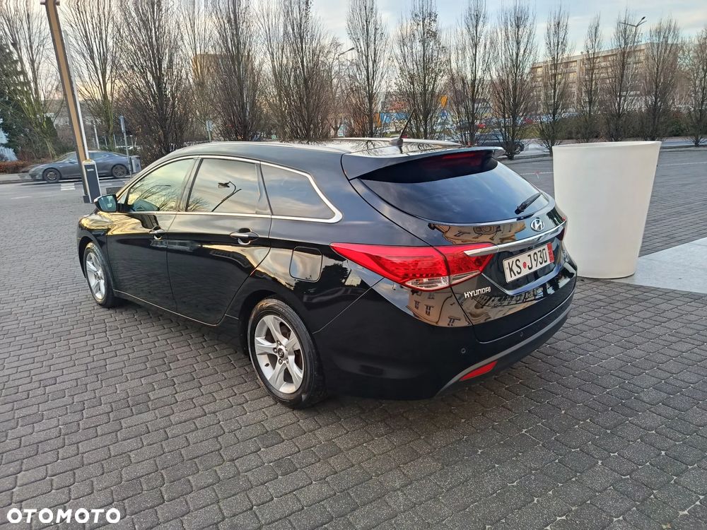Hyundai i40 Kombi 2.0 Family - 13
