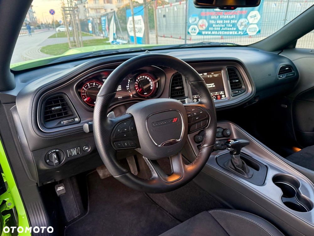 Dodge Challenger 3.6 GT AWD - 33