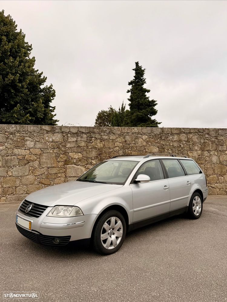 VW Passat Variant 1.9 TDi Trendline - 1