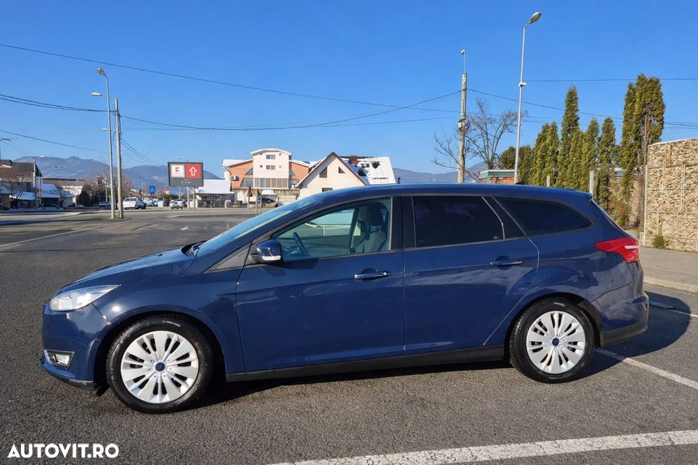 Ford Focus - 5