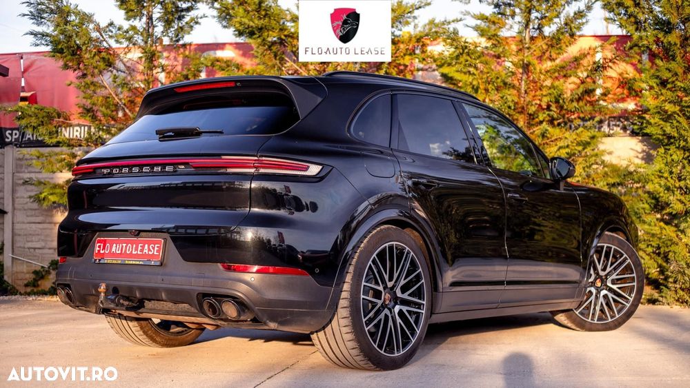 Porsche Cayenne - 5