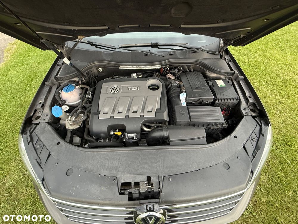Volkswagen Passat 2.0 TDI Highline DSG - 19