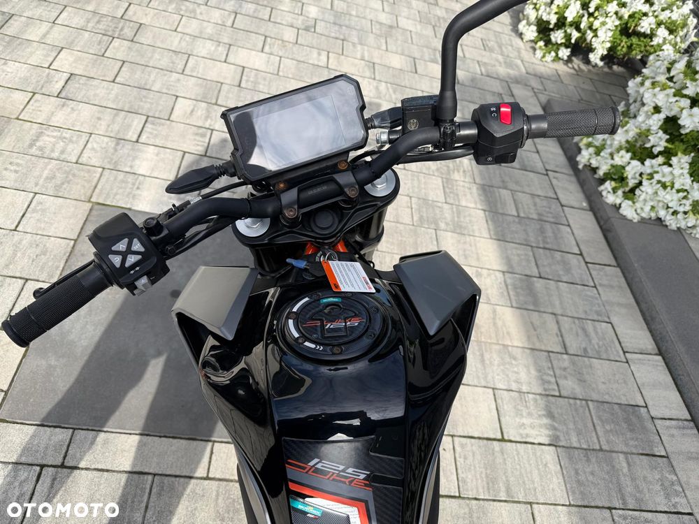 KTM Duke 125 - 9