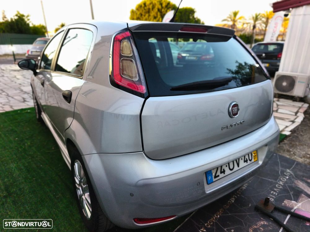 Fiat Punto 1.2 Young S&S - 30