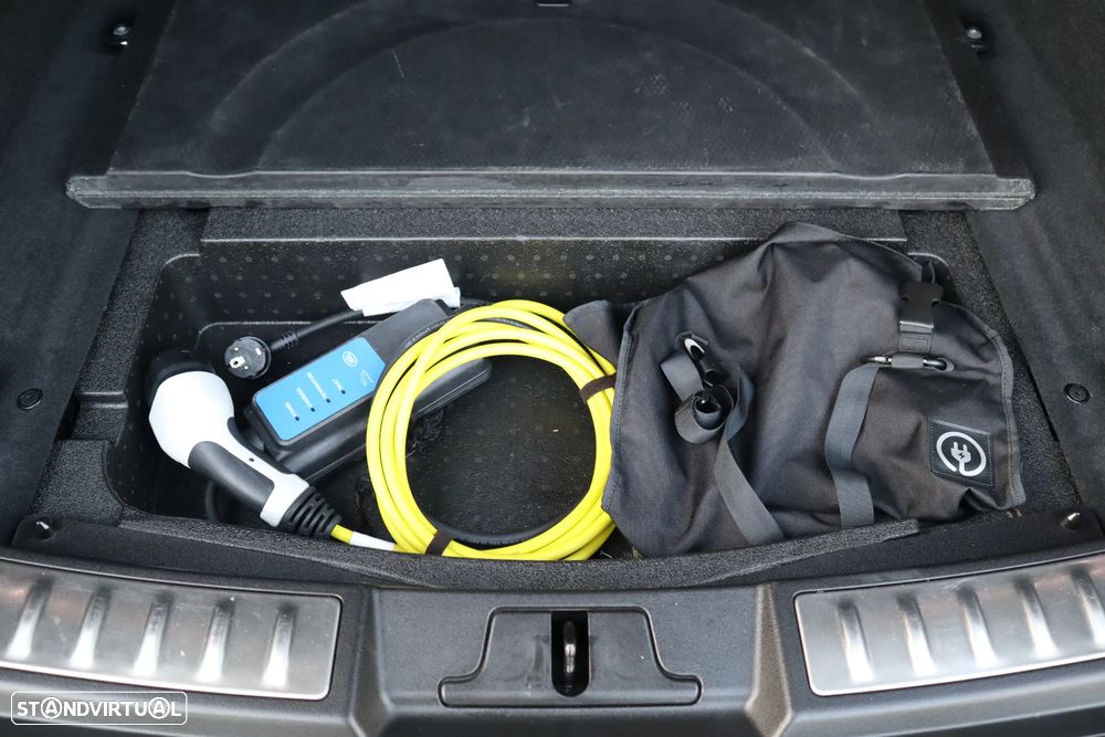 Land Rover Range Rover Evoque 1.5 P300e AWD S Auto - 15