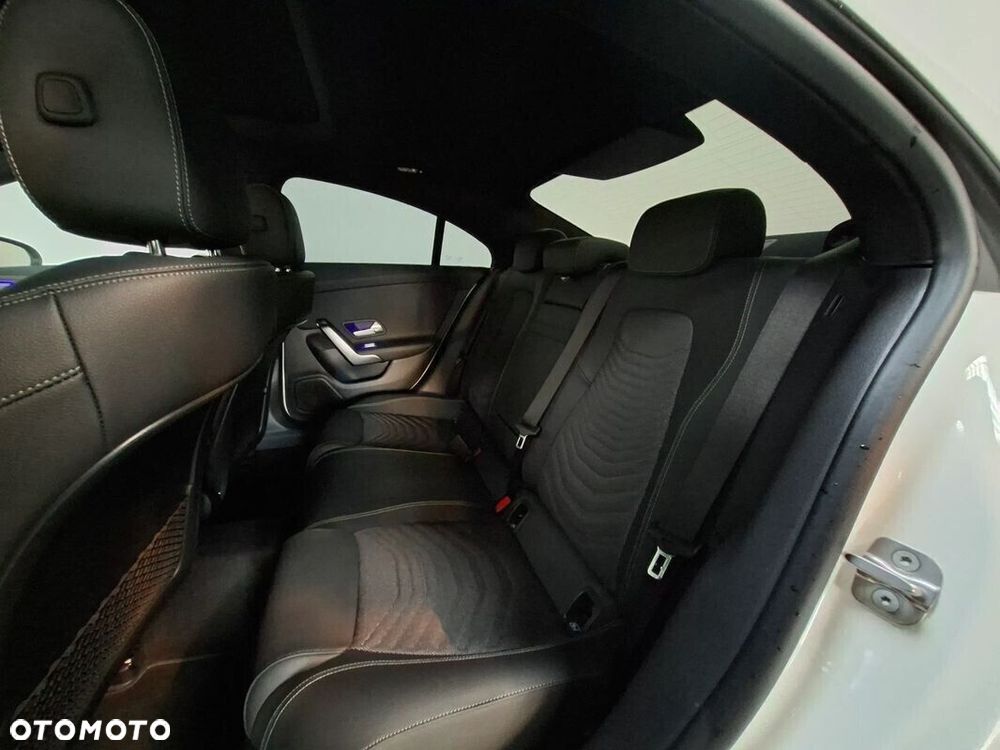 Mercedes-Benz CLA - 23
