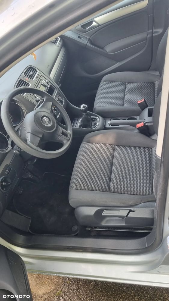 Volkswagen Golf 1.6 Comfortline - 5