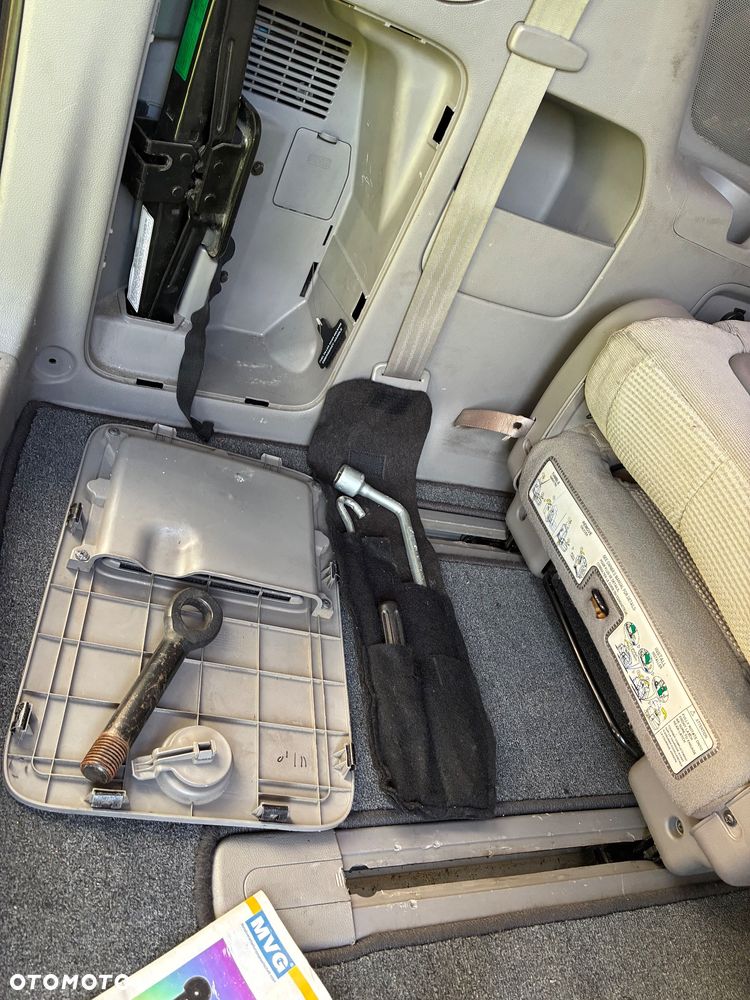 Kia Carnival 2.9 CRDi Tour - 16