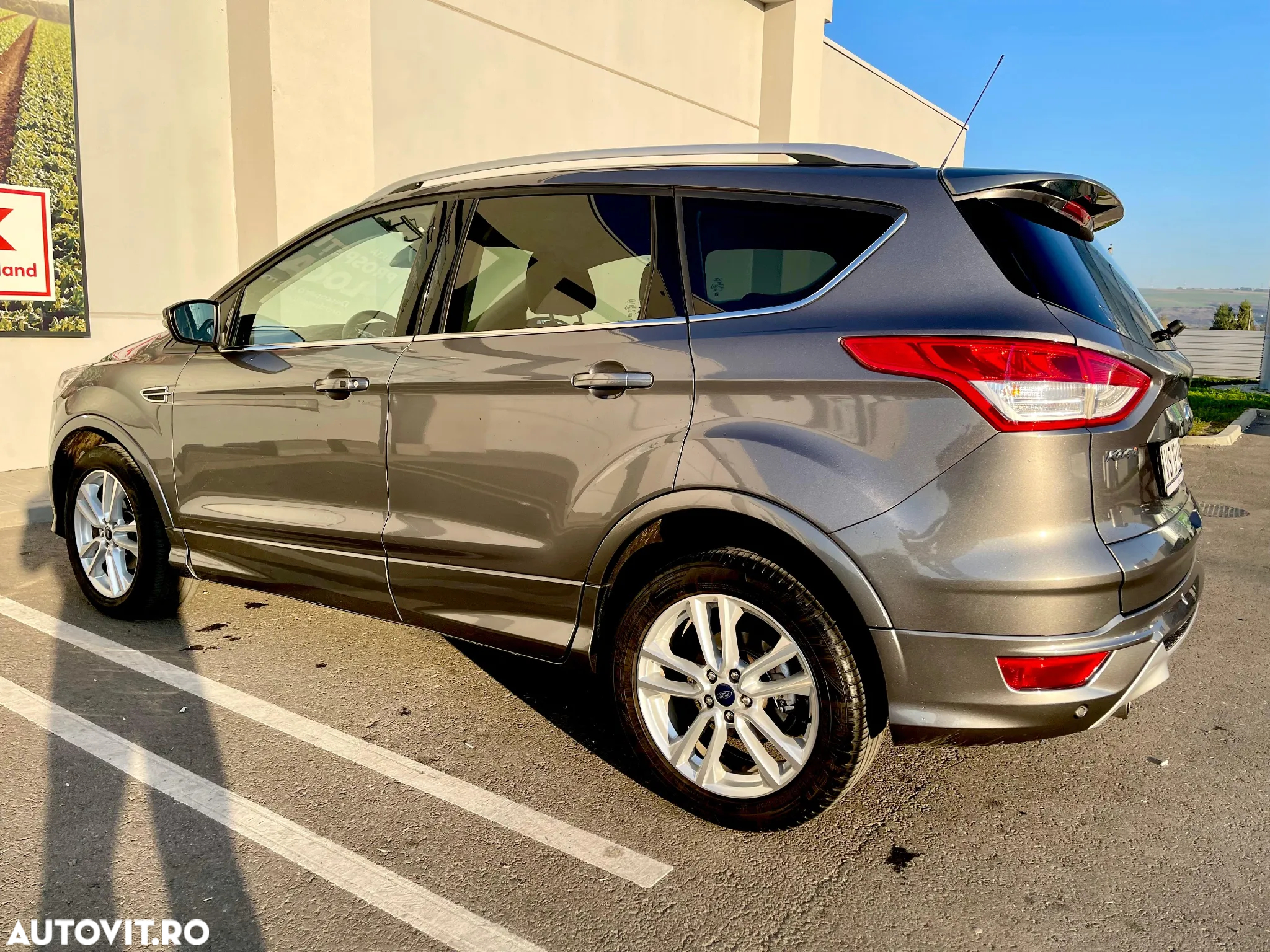 Ford Kuga - 6