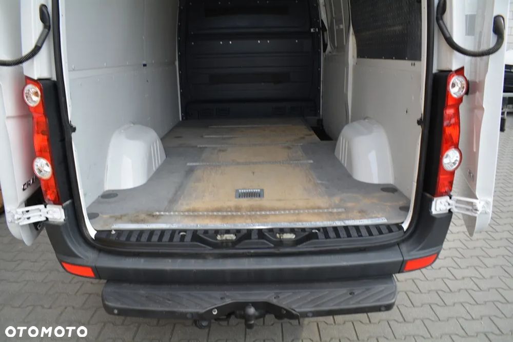 Volkswagen CRAFTER 35 2.0TDI - 19