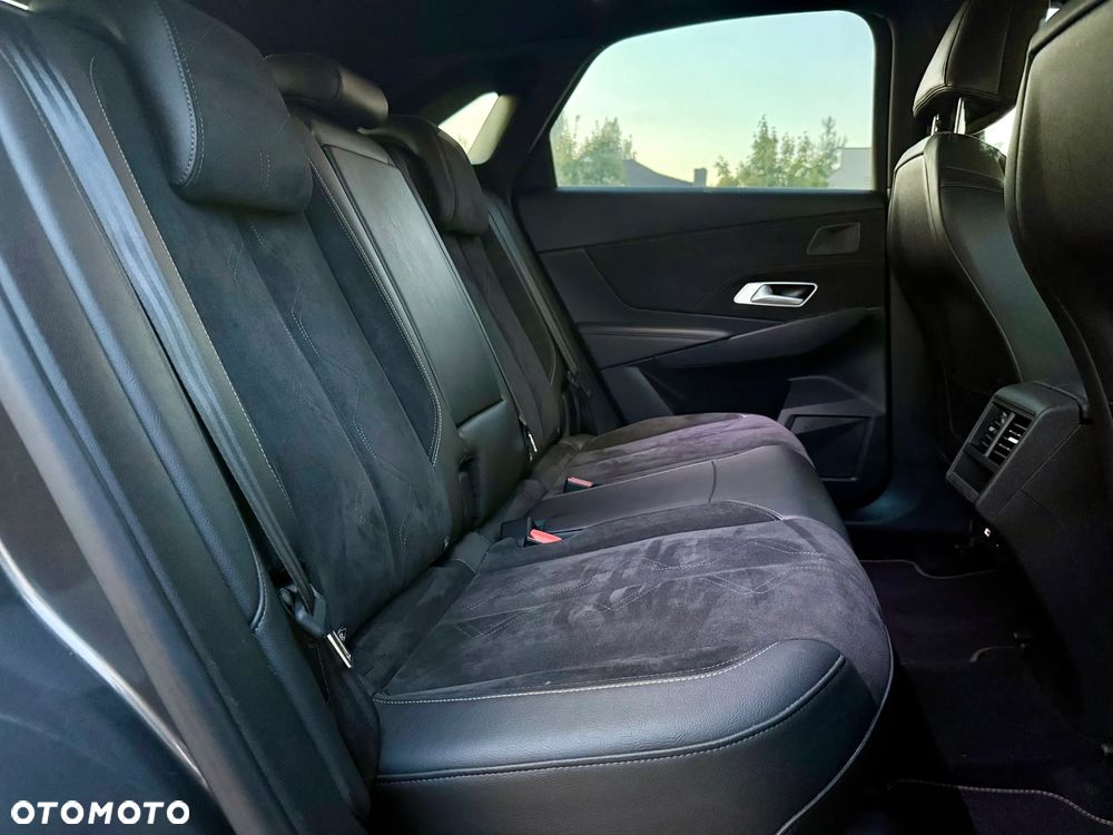 DS Automobiles DS 7 Crossback 2.0 BlueHDi Performance Line + - 22