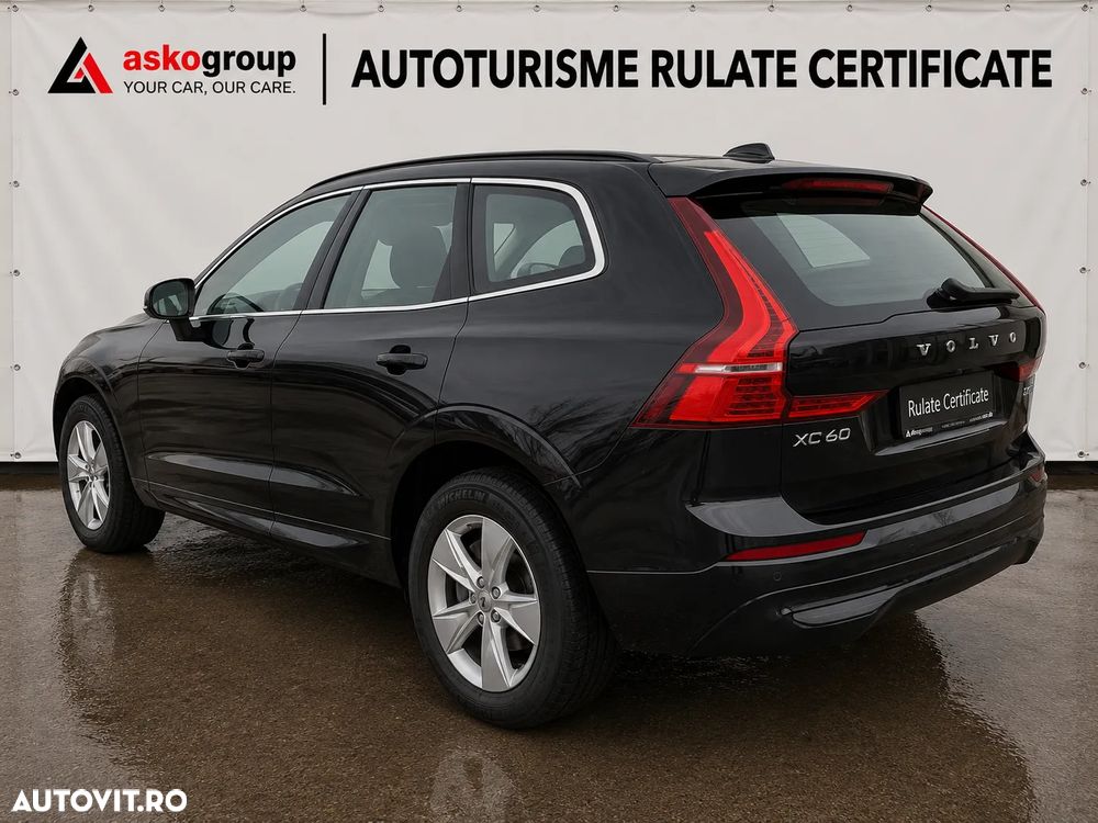 Volvo XC 60 B4 MHEV Momentum - 8
