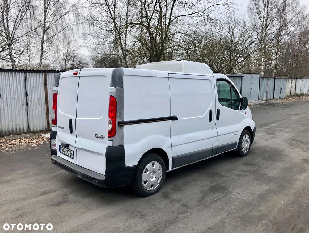 Renault Trafic - 6