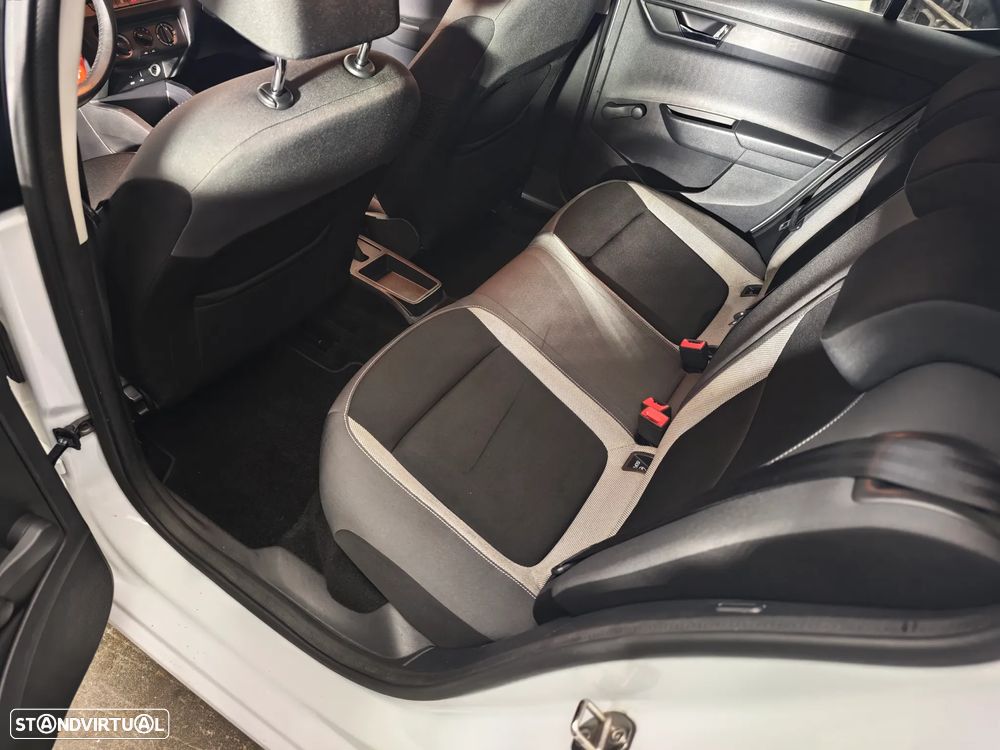 Skoda Fabia 1.0 TSI Cool Edition - 8