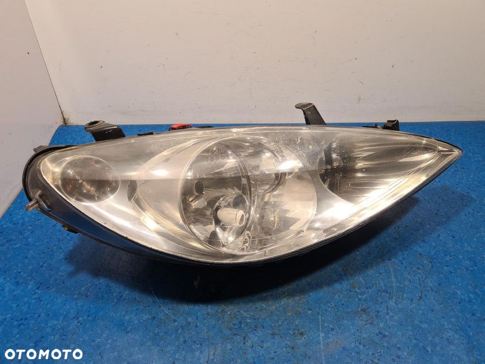 PEUGEOT 307 SW PREMIUM REFLEKTOR PRAWY - 2