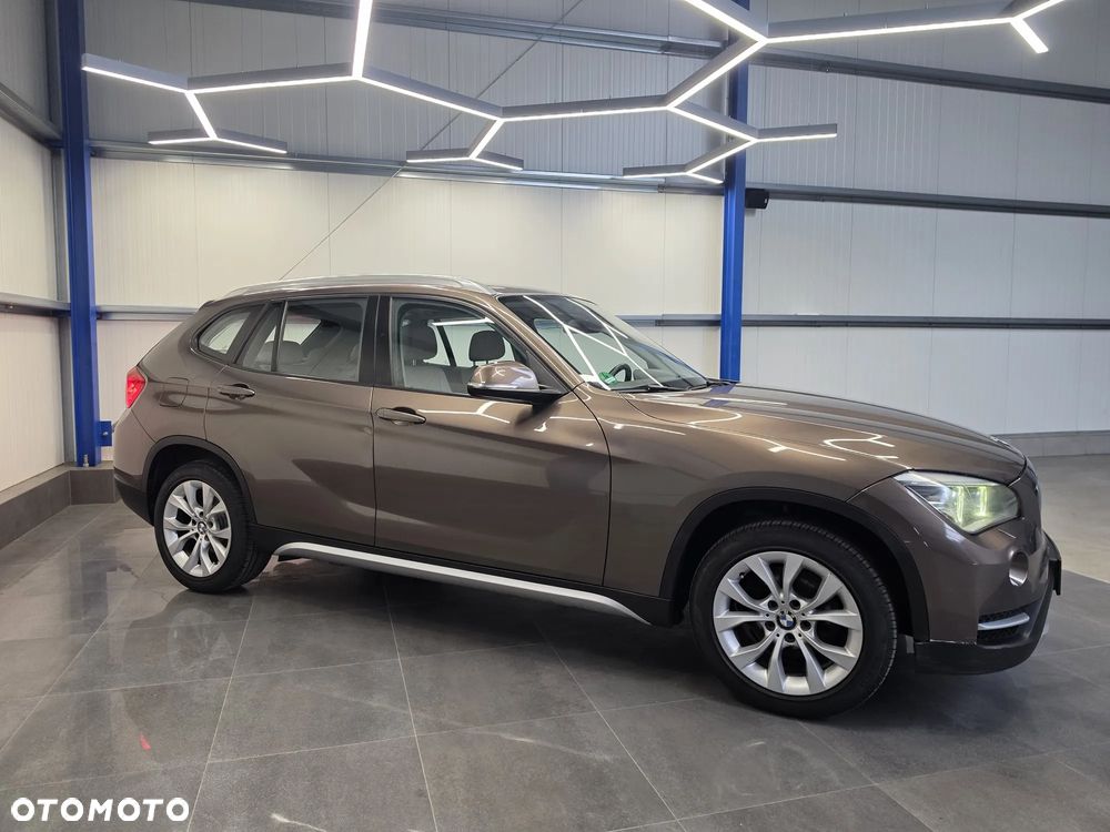 BMW X1 xDrive18d xLine - 9
