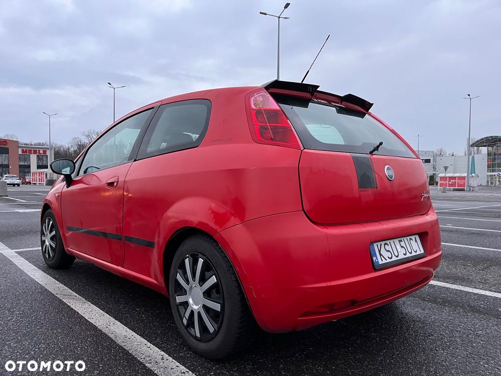 Fiat Grande Punto - 15