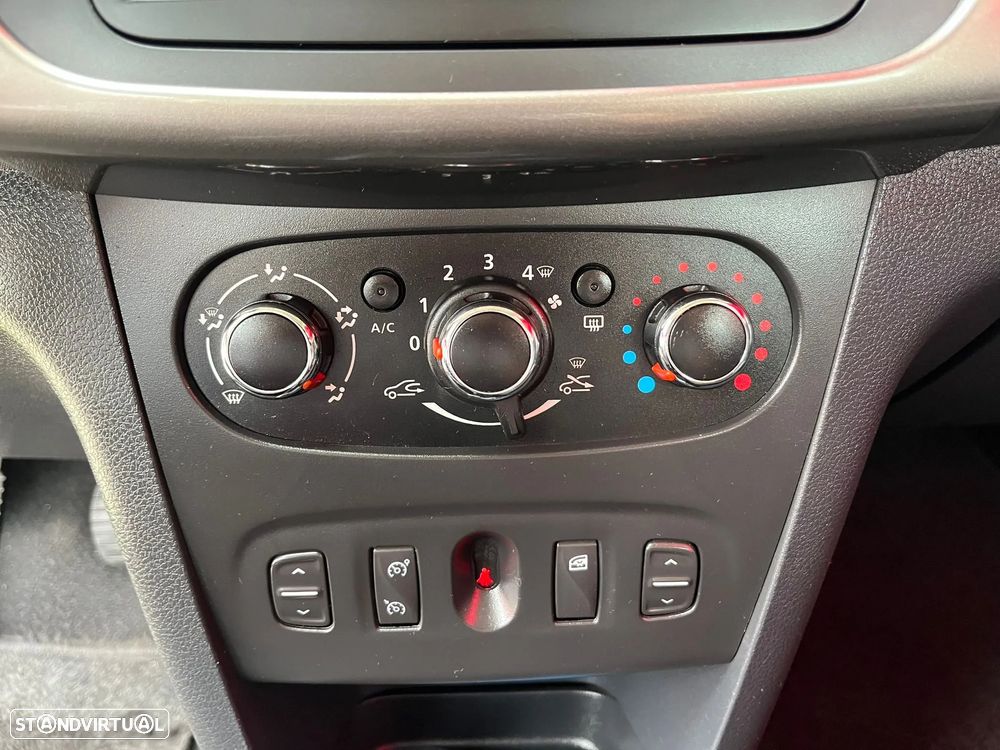 Dacia Sandero 0.9 TCe Confort - 22