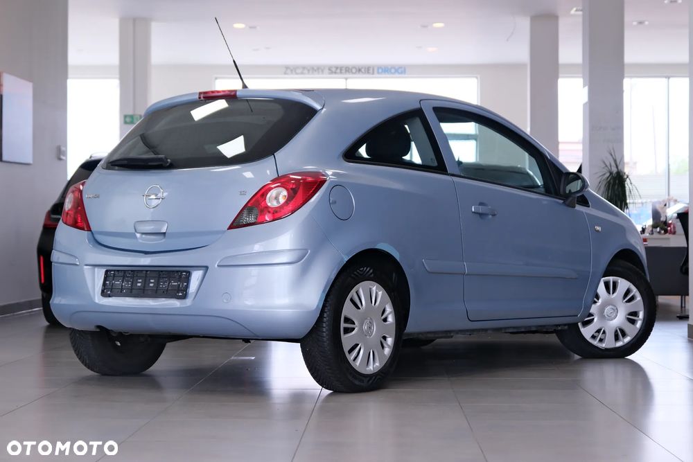 Opel Corsa - 4