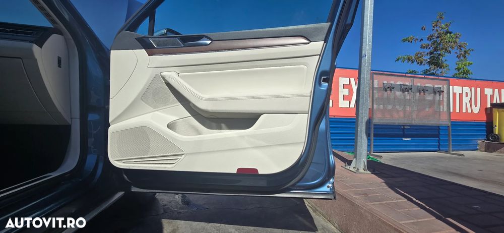 Volkswagen Passat Alltrack - 15