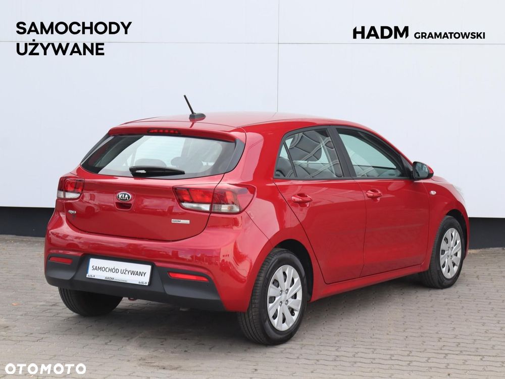Kia Rio - 3