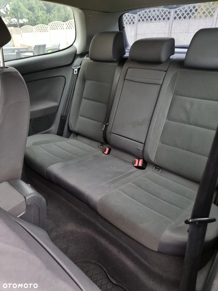 Volkswagen Golf V 1.9 TDI Comfortline - 6