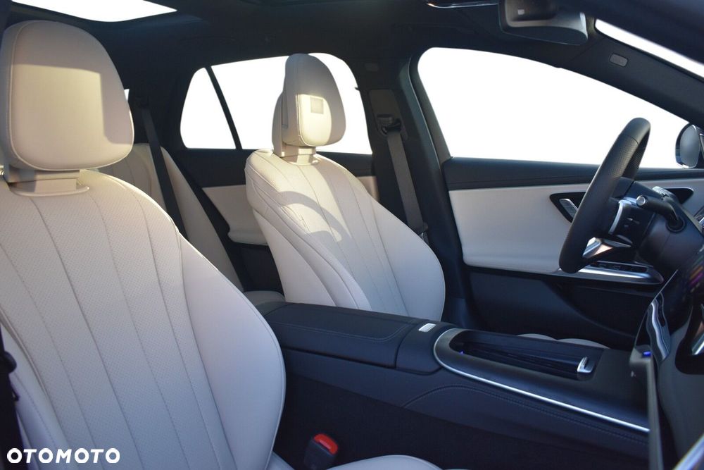 Mercedes-Benz Klasa E 220 d mHEV 4-Matic AMG 9G-Tronic - 8