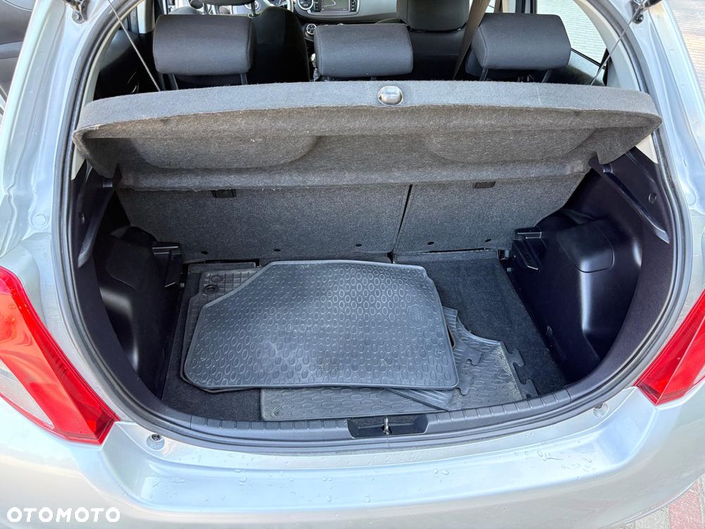 Toyota Yaris 1.33 Prestige - 16