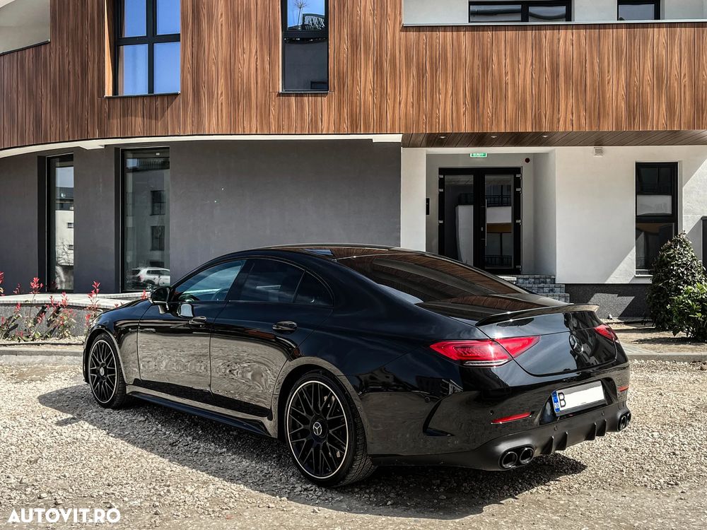 Mercedes-Benz CLS - 4