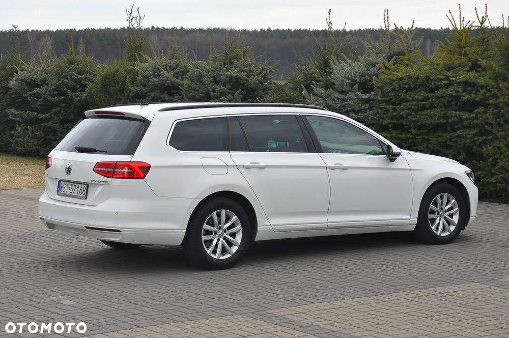 Volkswagen Passat - 15