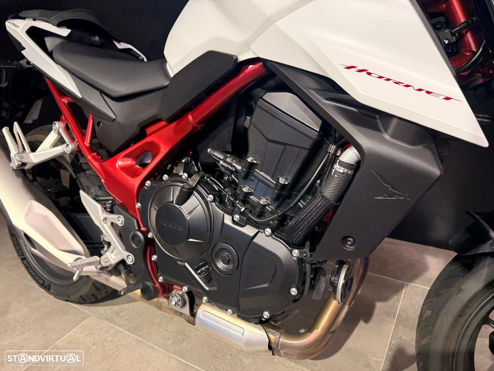 Honda Hornet - 2